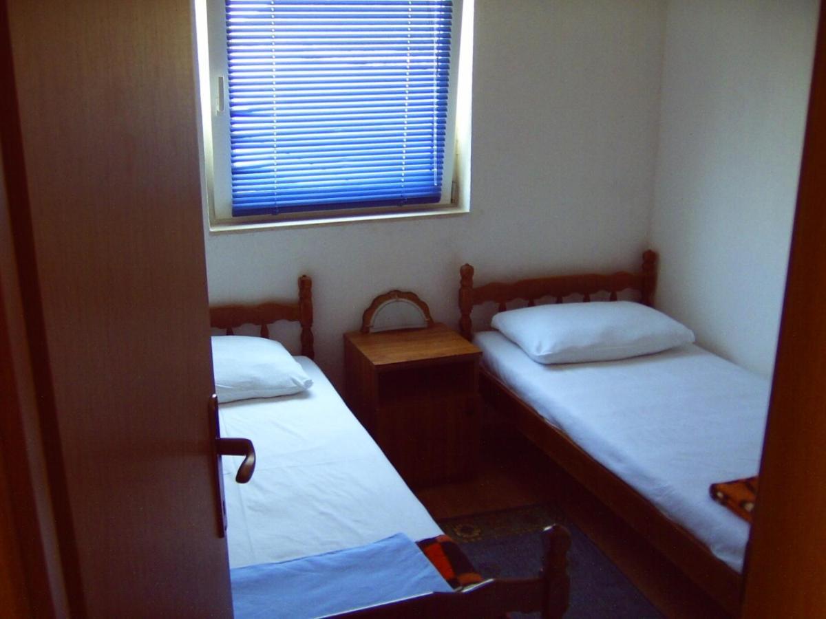 By The Sea Cove Zarace - Gdinj, Hvar - 4598 Apartament Gdinj